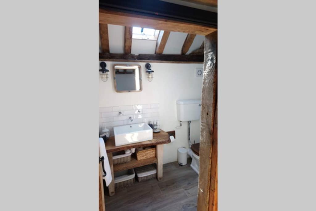 The Dovecote - Unique Self-Contained 1Bed Renovated Barn Villa Saffron Walden Eksteriør billede